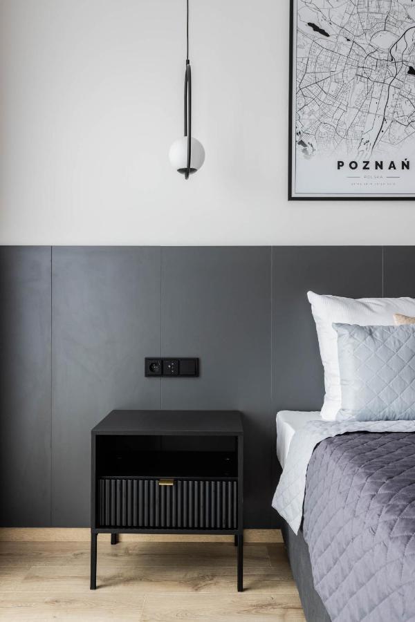 Klimatyzowany Apartament Very Berry Z Parkingiem W Poznaniu By Noclegi Renters Eksteriør billede